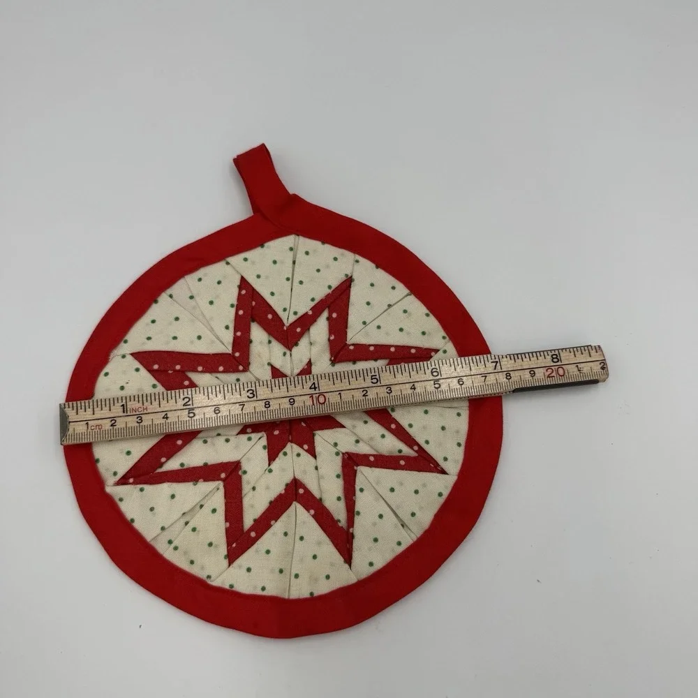 Holiday Folded Star Quilted Christmas Potholder Red‎ Green White